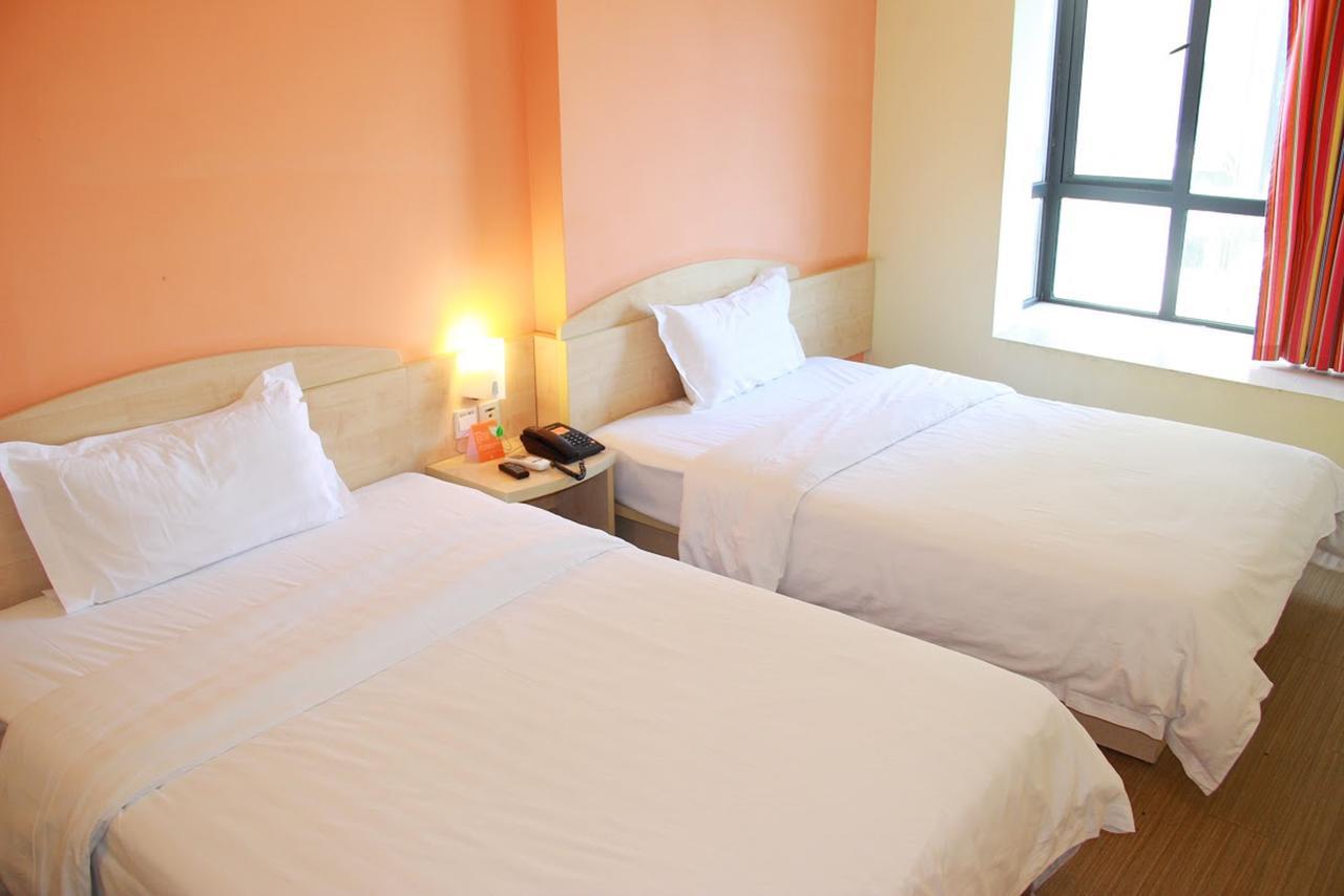 7Days Inn Deyang Wenmiao Square Екстериор снимка